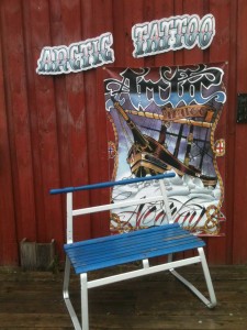 Enseigne de tatoueur à Henningsvær