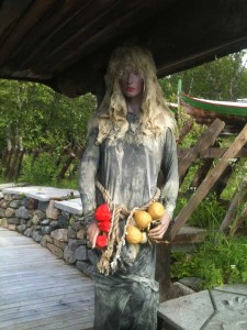 jeune fille esclavagisée par les trolls